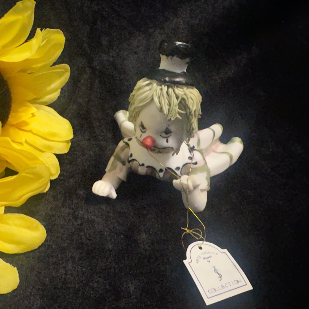 Vintage Porcelain Girl Clown by ARTE Collection
